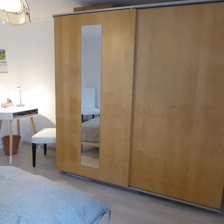 Burgtraum In *
